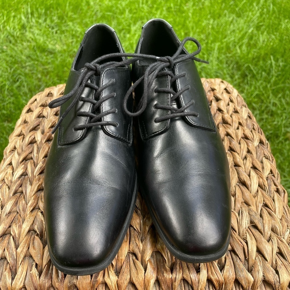 Calvin Klein Men's Lucca Black Leather Lace up Dress Shoes
